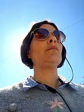 Piediniecollant online show from 04-09-26, 10:21