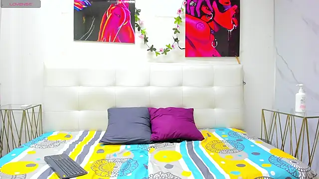 ahsly78alejandro online show from 11-13-25, 12:53