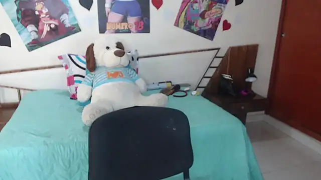 EmmilyConnor online show from 12-05-25, 02:48