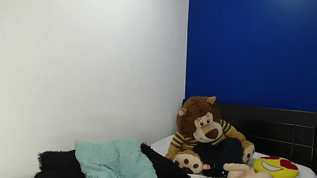 EmmilyConnor online show from 05-29-26, 02:45