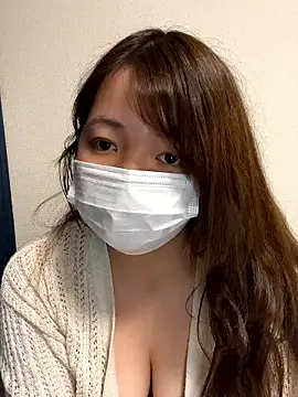 Snapshot of miu_0629 chatting on 10-27-25, 03:57 miu 0629 online show from 10-27-25, 03:57