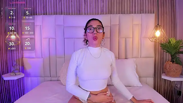VenuzSofia online show from 06-24-26, 10:51
