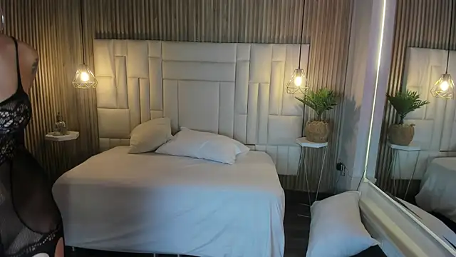 VenuzSofia online show from 12-01-25, 10:43