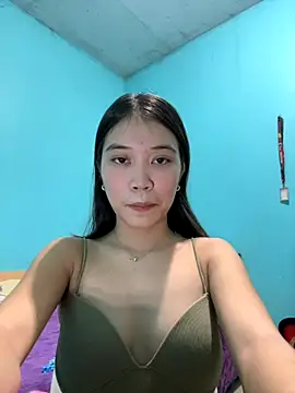 Snapshot of lovely_amarah19 chatting on 11-02-25, 06:35 lovely amarah19 online show from 11-02-25, 06:35