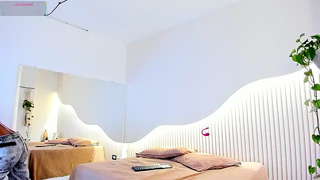 Angy-Avila online show from 03-10-26, 04:05