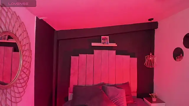 mia jagger online show from 03-02-26, 08:49