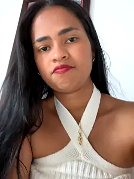 Snapshot of catalinateam18 chatting on 10-30-25, 03:20 catalinateam18 online show from 10-30-25, 03:20