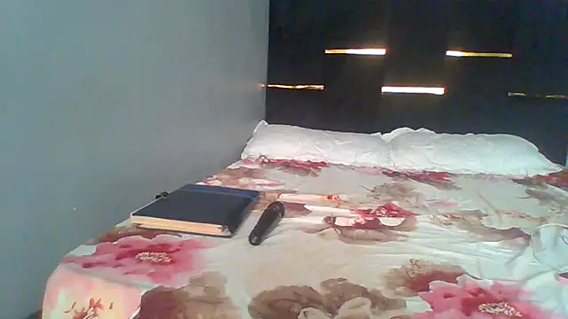 Snapshot of sashachin chatting on 06-09-26, 05:08 sashachin online show from 06-09-26, 05:08