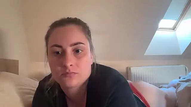 EngelHelene online show from 05-03-26, 04:32