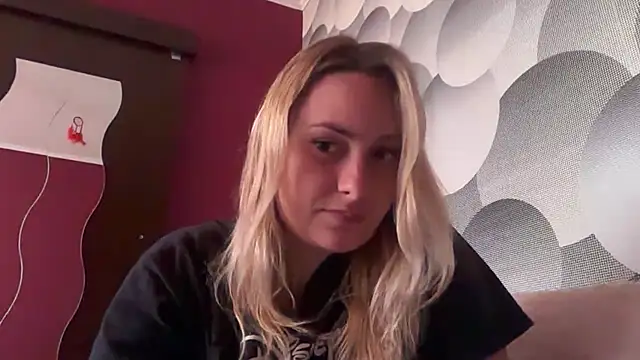 Snapshot of EngelHelene chatting on 07-29-26, 04:28 EngelHelene online show from 07-29-26, 04:28