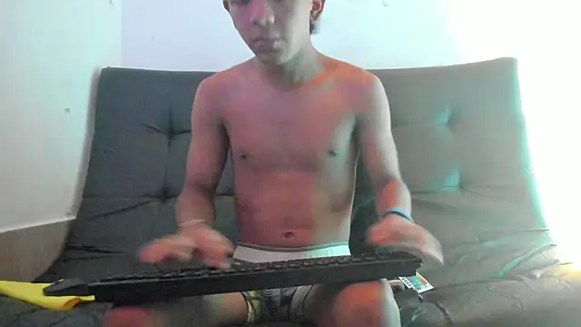 wild best online show from 12-19-25, 06:32