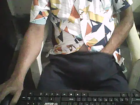 Snapshot of Pritam230 chatting on 10-31-25, 02:35 Pritam230 online show from 10-31-25, 02:35