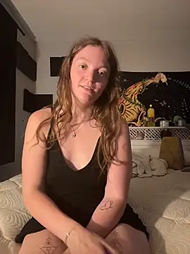 Snapshot of stonerbaby chatting on 06-15-26, 12:01 stonerbaby online show from 06-15-26, 12:01
