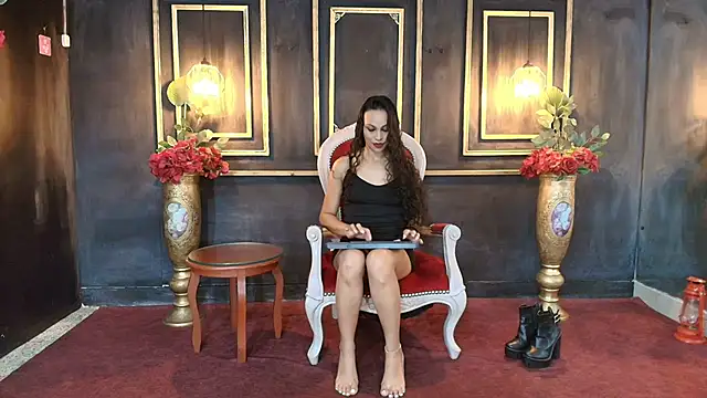 Marilyn Blakee online show from 11-20-25, 01:01