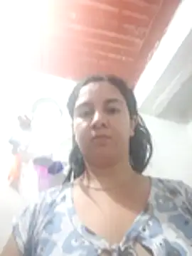 Snapshot of Camila-Valverde chatting on 02-05-26, 02:35 Camila-Valverde online show from 02-05-26, 02:35