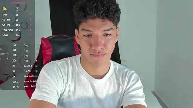 Snapshot of Maximiliano_Khalil chatting on 02-21-26, 07:27 Maximiliano Khalil online show from 02-21-26, 07:27