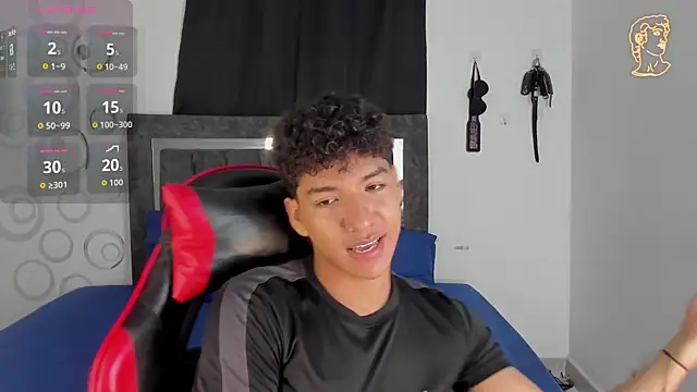 Snapshot of Maximiliano_Khalil chatting on 02-08-26, 08:17 Maximiliano Khalil online show from 02-08-26, 08:17