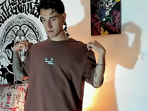 Snapshot of Damian-Leclair chatting on 02-05-26, 01:45 Damian-Leclair online show from 02-05-26, 01:45