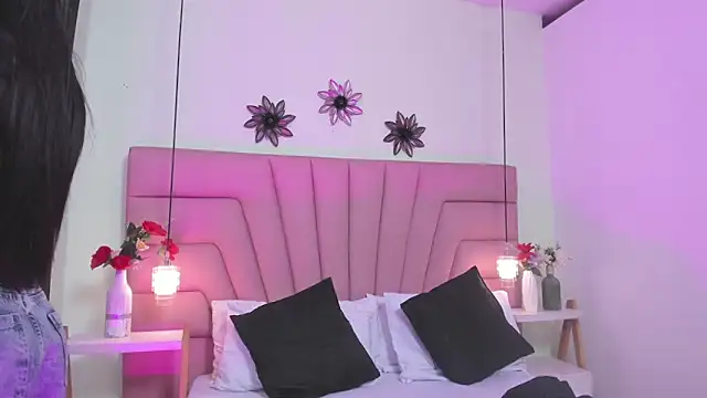 Snapshot of Kim_Luna1 chatting on 02-24-26, 03:18 Kim Luna1 online show from 02-24-26, 03:18