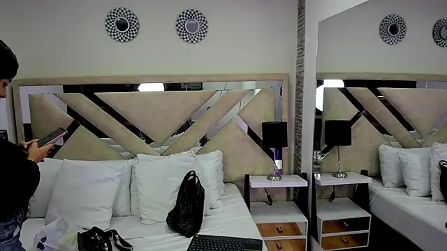 Snapshot of Kim_Luna1 chatting on 02-17-26, 03:04 Kim Luna1 online show from 02-17-26, 03:04