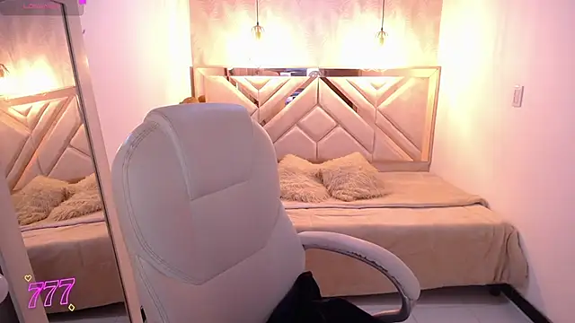 emmaa garciia online show from 03-24-26, 03:50