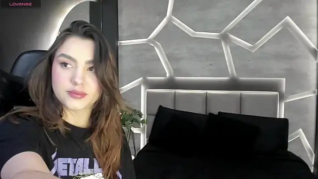 DakotaRussell  online show from 01-06-26, 11:14