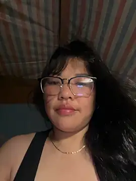 Snapshot of heodat-sexx chatting on 05-18-26, 09:41 heodat-sexx online show from 05-18-26, 09:41