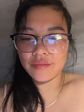 Snapshot of heodat-sexx chatting on 05-07-26, 12:48 heodat-sexx online show from 05-07-26, 12:48