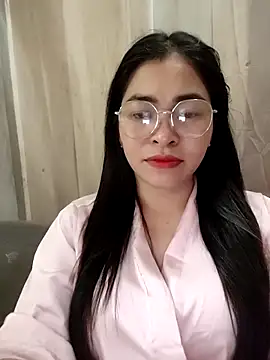 Bamboo-niee123 online show from 04-14-26, 02:38