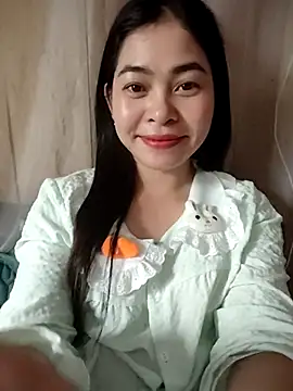 Bamboo-niee123 online show from 04-05-26, 05:58