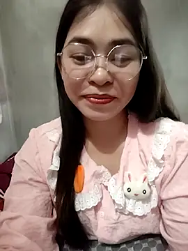 Bamboo-niee123 online show from 03-24-26, 06:13