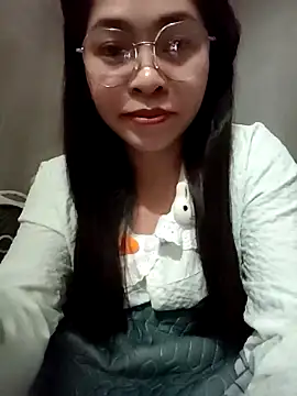 Bamboo-niee123 online show from 04-04-26, 03:40