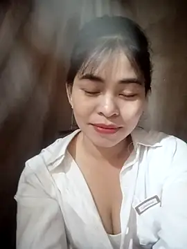 Bamboo-niee123 online show from 11-19-25, 02:28