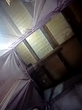 Bamboo-niee123 online show from 11-09-25, 06:45