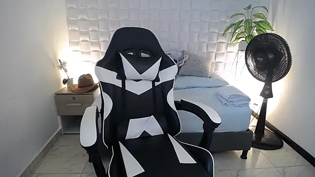 victoria 243 online show from 01-08-26, 03:56