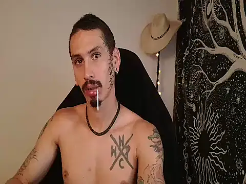 Snapshot of mateos6_6 chatting on 11-29-25, 04:51 mateos6 6 online show from 11-29-25, 04:51