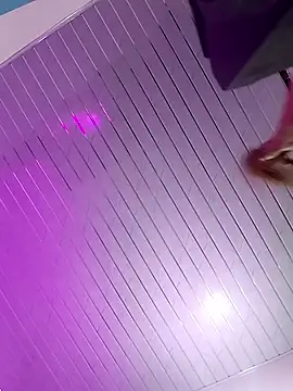 Snapshot of Hairy_ptt chatting on 01-08-26, 04:13 Hairy ptt online show from 01-08-26, 04:13