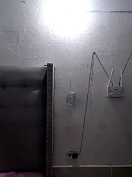 Snapshot of Hairy_ptt chatting on 12-19-25, 02:08 Hairy ptt online show from 12-19-25, 02:08