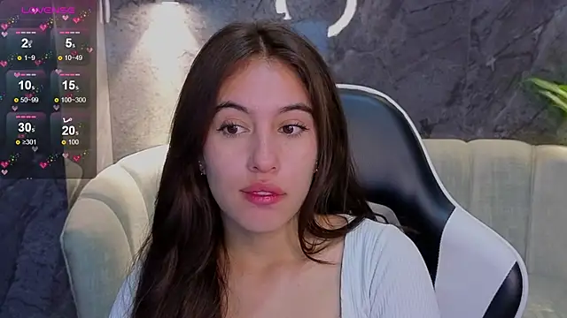 Snapshot of Nikka_Tx chatting on 11-30-25, 01:01 Nikka Tx online show from 11-30-25, 01:01