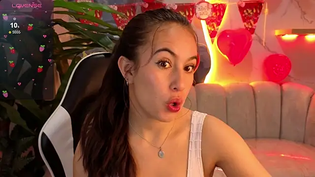 Snapshot of Nikka_Tx chatting on 02-11-26, 01:11 Nikka Tx online show from 02-11-26, 01:11