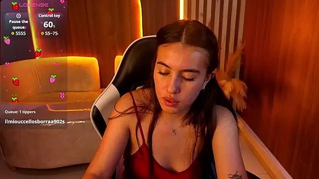 Nikka Tx online show from 04-15-26, 01:11