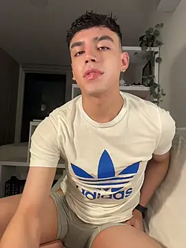 aronnhidden online show from 07-20-26, 04:53