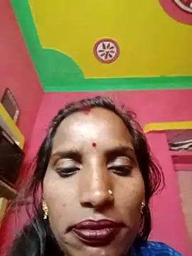 Snapshot of Anju_setty chatting on 11-18-25, 06:33 Anju setty online show from 11-18-25, 06:33