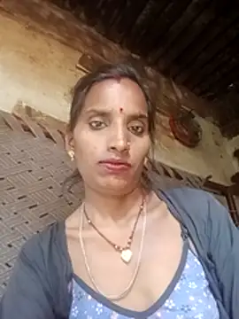 Snapshot of Anju_setty chatting on 11-15-25, 07:56 Anju setty online show from 11-15-25, 07:56