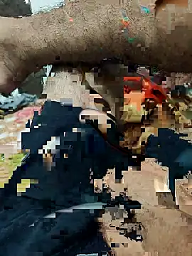 Snapshot of arshlv090 chatting on 11-02-25, 02:22 arshlv090 online show from 11-02-25, 02:22