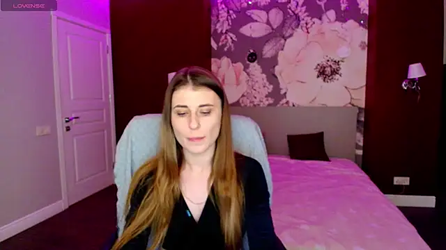 Snapshot of DemmyRose chatting on 04-19-26, 09:28 DemmyRose online show from 04-19-26, 09:28