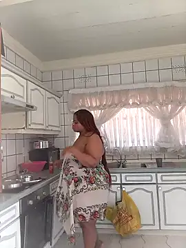 ThickLeeyanaXX online show from 11-28-25, 01:22