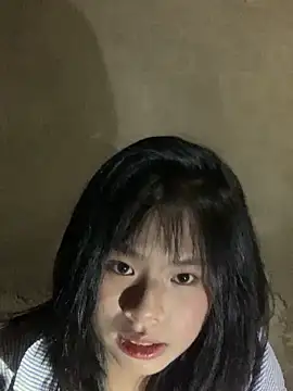 huttonmay358 online show from 10-29-25, 02:05