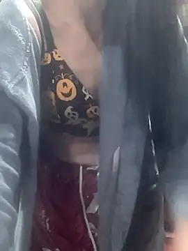 NaughtyNewGirl online show from 10-30-25, 07:39