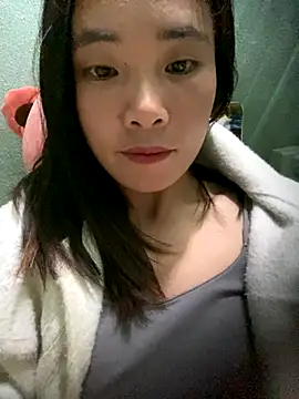 Elysia-007 online show from 11-18-25, 03:15